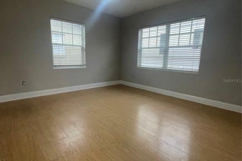 Apartamento en alquiler en Orlando, Florida, 2 dormitorios, 83.61 m2 № 2127334 - foto 11
