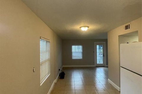 Apartamento en alquiler en Orlando, Florida, 2 dormitorios, 83.61 m2 № 2127334 - foto 4