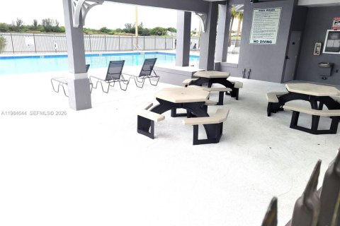 Casa en venta en Tamarac, Florida, 2 dormitorios, 140.28 m2 № 2045829 - foto 26