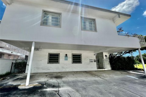 Copropriété à louer à Miami Beach, Floride: 36.42 m2 № 1967716 - photo 9