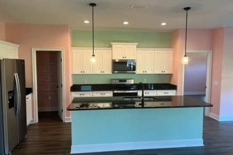 House in Alachua, Florida 3 bedrooms, 158.58 sq.m. № 2209590 - photo 2