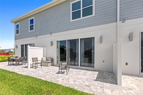 Adosado en venta en Kissimmee, Florida, 3 dormitorios, 158.68 m2 № 1916280 - foto 24