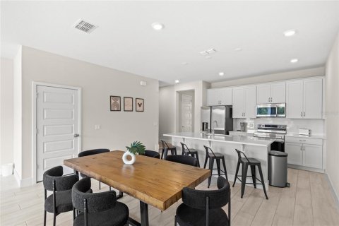 Adosado en venta en Kissimmee, Florida, 3 dormitorios, 158.68 m2 № 1916280 - foto 12