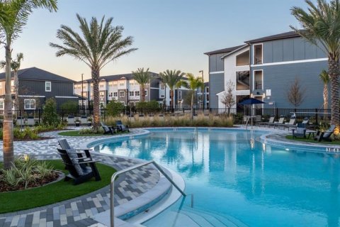 Apartamento en alquiler en Lakeland, Florida, 3 dormitorios, 153.57 m2 № 1743640 - foto 1