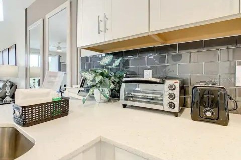 Condo in Kissimmee, Florida, 2 bedrooms  № 1554487 - photo 18