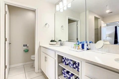 Condo in Kissimmee, Florida, 2 bedrooms  № 1554487 - photo 19