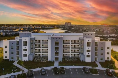 Condo in Kissimmee, Florida, 2 bedrooms  № 1554487 - photo 1