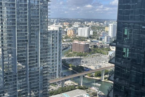 Condominio en venta en Miami, Florida, 1 dormitorio, 81.85 m2 № 1985397 - foto 6
