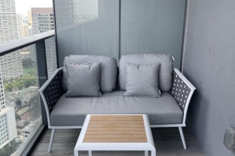 Condominio en venta en Miami, Florida, 1 dormitorio, 81.85 m2 № 1985397 - foto 12