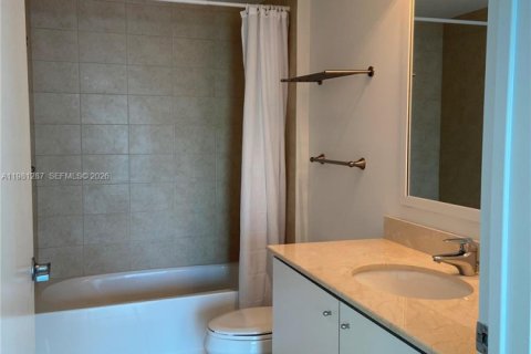 Снять в аренду кондоминиум в Майами, Флорида 3 спальни, 136.29м2, № 2080051 - фото 19