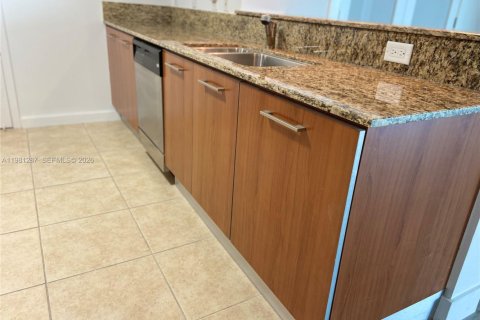 Снять в аренду кондоминиум в Майами, Флорида 3 спальни, 136.29м2, № 2080051 - фото 5