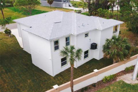 Villa ou maison à louer à New Port Richey, Floride: 4 chambres, 211.17 m2 № 1820667 - photo 25