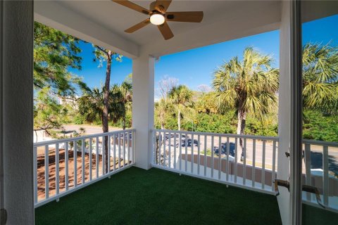 House in New Port Richey, Florida 4 bedrooms, 211.17 sq.m. № 1820667 - photo 19