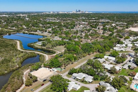 Condominio en venta en Saint Petersburg, Florida, 1 dormitorio, 67.35 m2 № 1816095 - foto 29