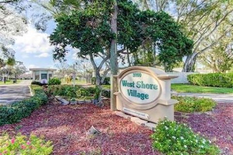 Condominio en venta en Saint Petersburg, Florida, 1 dormitorio, 67.35 m2 № 1816095 - foto 1