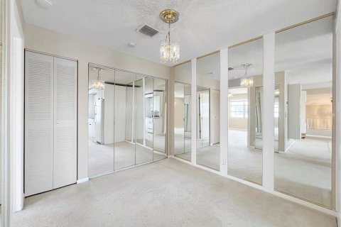 Condominio en venta en Saint Petersburg, Florida, 1 dormitorio, 67.35 m2 № 1816095 - foto 15