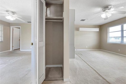 Condominio en venta en Saint Petersburg, Florida, 1 dormitorio, 67.35 m2 № 1816095 - foto 26