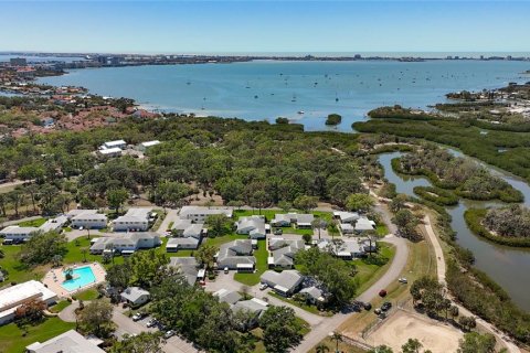 Condominio en venta en Saint Petersburg, Florida, 1 dormitorio, 67.35 m2 № 1816095 - foto 27