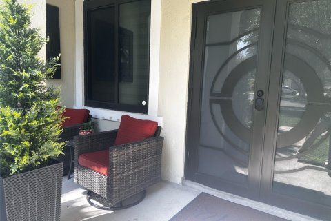 House in Homestead, Florida 4 bedrooms, 195 sq.m. № 1867503 - photo 3
