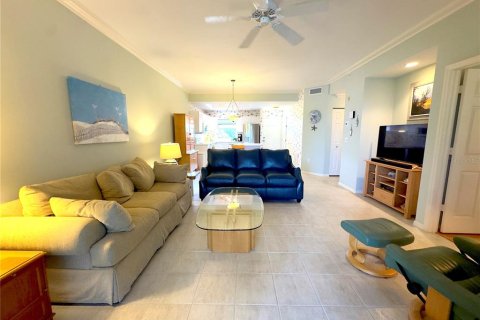Copropriété à louer à Sarasota, Floride: 2 chambres, 99.22 m2 № 2109122 - photo 9
