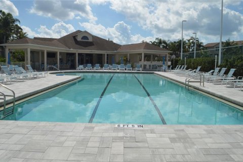 Copropriété à louer à Sarasota, Floride: 2 chambres, 99.22 m2 № 2109122 - photo 30