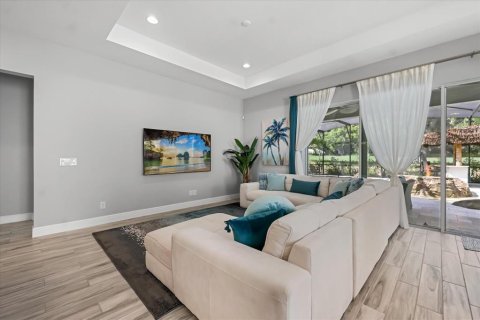 House in Kissimmee, Florida 3 bedrooms, 183.02 sq.m. № 1793881 - photo 15