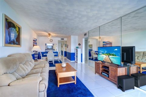 Condominio en venta en Indian Shores, Florida, 2 dormitorios, 97.55 m2 № 1626841 - foto 12