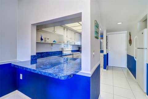 Condominio en venta en Indian Shores, Florida, 2 dormitorios, 97.55 m2 № 1626841 - foto 15