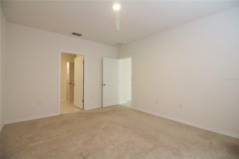 Villa ou maison à louer à Winter Haven, Floride: 4 chambres, 171.96 m2 № 2385891 - photo 18