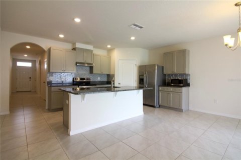 Villa ou maison à louer à Winter Haven, Floride: 4 chambres, 171.96 m2 № 2385891 - photo 8