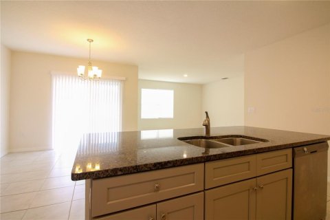 Villa ou maison à louer à Winter Haven, Floride: 4 chambres, 171.96 m2 № 2385891 - photo 12