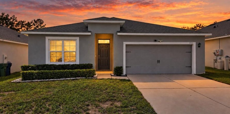 Villa ou maison à Winter Haven, Floride 4 chambres, 171.96 m2 № 2385891