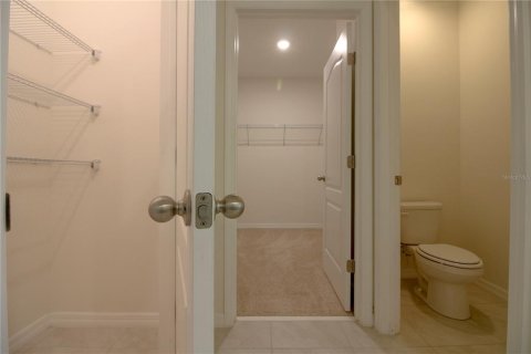 Villa ou maison à louer à Winter Haven, Floride: 4 chambres, 171.96 m2 № 2385891 - photo 20