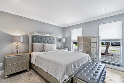 Villa ou maison à louer à North Palm Beach, Floride: 2 chambres, 89.19 m2 № 2084303 - photo 22