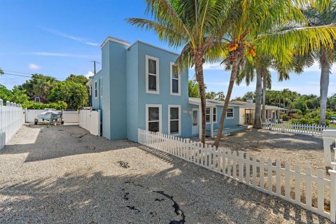 Villa ou maison à louer à North Palm Beach, Floride: 2 chambres, 89.19 m2 № 2084303 - photo 10