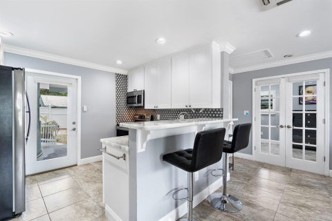 Villa ou maison à louer à North Palm Beach, Floride: 2 chambres, 89.19 m2 № 2084303 - photo 19