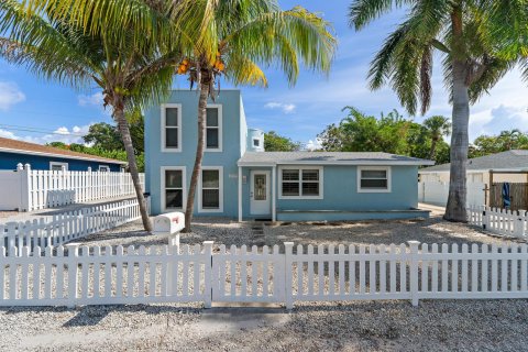 Villa ou maison à louer à North Palm Beach, Floride: 2 chambres, 89.19 m2 № 2084303 - photo 9