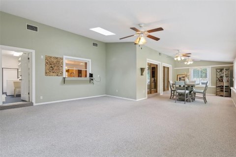 Villa ou maison à vendre à Apopka, Floride: 3 chambres, 284.84 m2 № 2396648 - photo 22