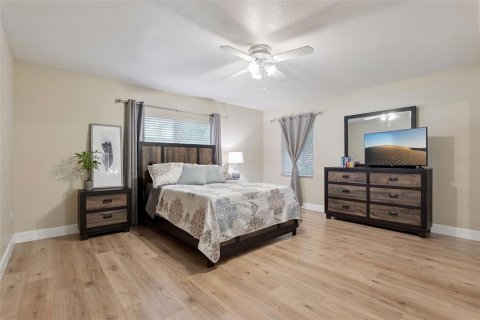 Villa ou maison à vendre à Apopka, Floride: 3 chambres, 284.84 m2 № 2396648 - photo 18