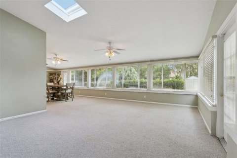 Villa ou maison à vendre à Apopka, Floride: 3 chambres, 284.84 m2 № 2396648 - photo 23