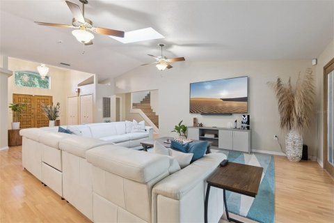 Villa ou maison à vendre à Apopka, Floride: 3 chambres, 284.84 m2 № 2396648 - photo 8