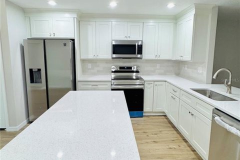 House in Lakeland, Florida 3 bedrooms, 122.82 sq.m. № 1906515 - photo 7