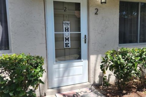 Townhouse in Clearwater, Florida 2 bedrooms, 83.43 sq.m. № 1751331 - photo 1