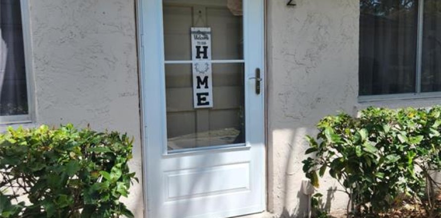Townhouse in Clearwater, Florida 2 bedrooms, 83.43 sq.m. № 1751331