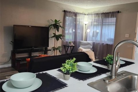 Townhouse in Clearwater, Florida 2 bedrooms, 83.43 sq.m. № 1751331 - photo 12