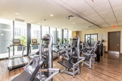 Condominio en venta en Doral, Florida, 1 dormitorio, 64.85 m2 № 1949614 - foto 12