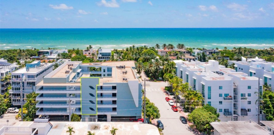 Condo à Miami Beach, Floride, 2 chambres № 1872132
