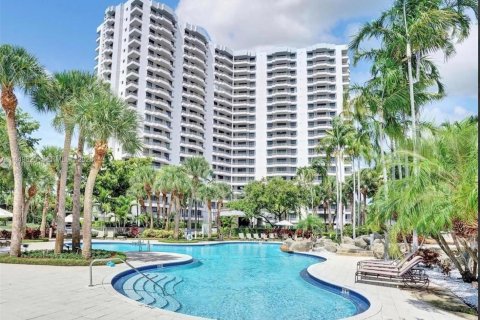 Condominio en venta en Aventura, Florida, 1 dormitorio, 102.56 m2 № 2006304 - foto 5