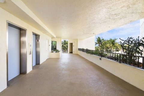 Copropriété à vendre à Hutchinson Island South, Floride: 2 chambres, 106.65 m2 № 2173883 - photo 4