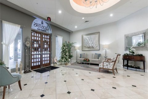 Condo in Saint Petersburg, Florida, 3 bedrooms  № 2368721 - photo 2